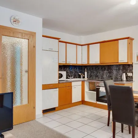 Comfortable In Zell Am Near Forest דירה צל-אם-זי