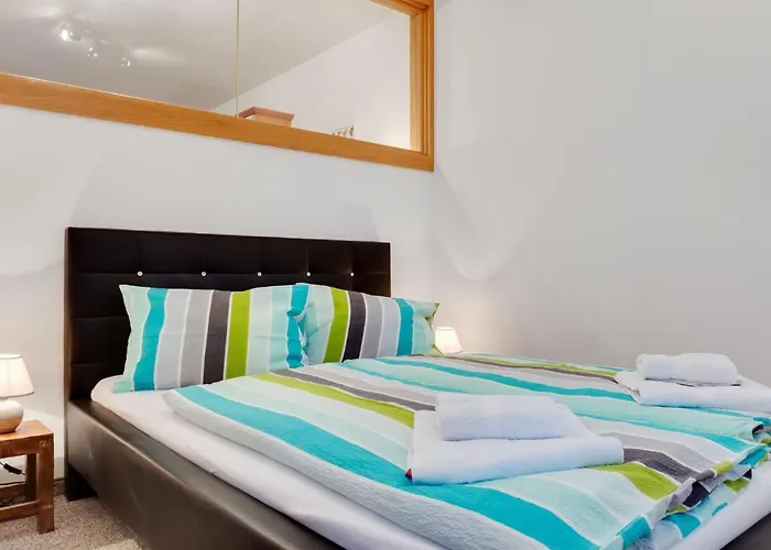 Comfortable In Zell Am Near Forest アパート ツェル アム ゼー