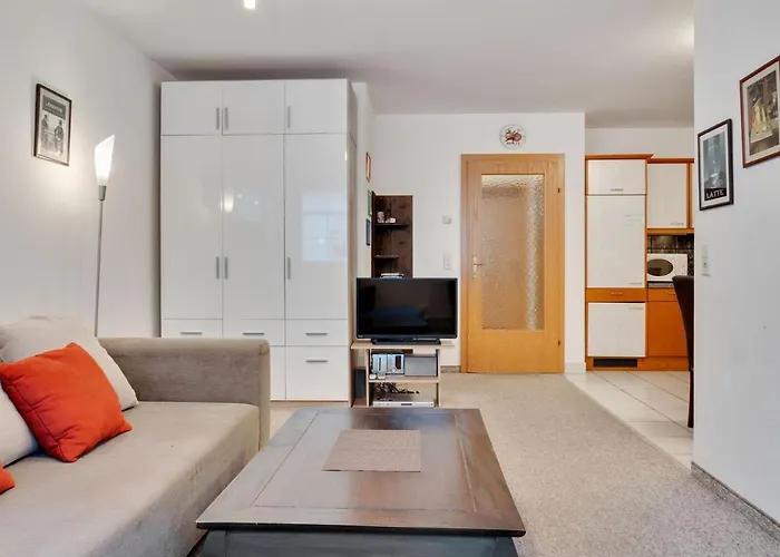 Comfortable Apartment In Zell Am See Near Forest *