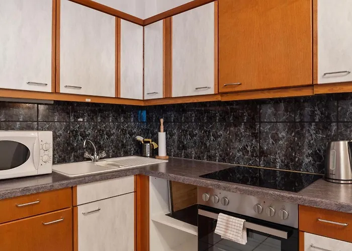 Comfortable Apartment In Zell Am See Near Forest Zell am See